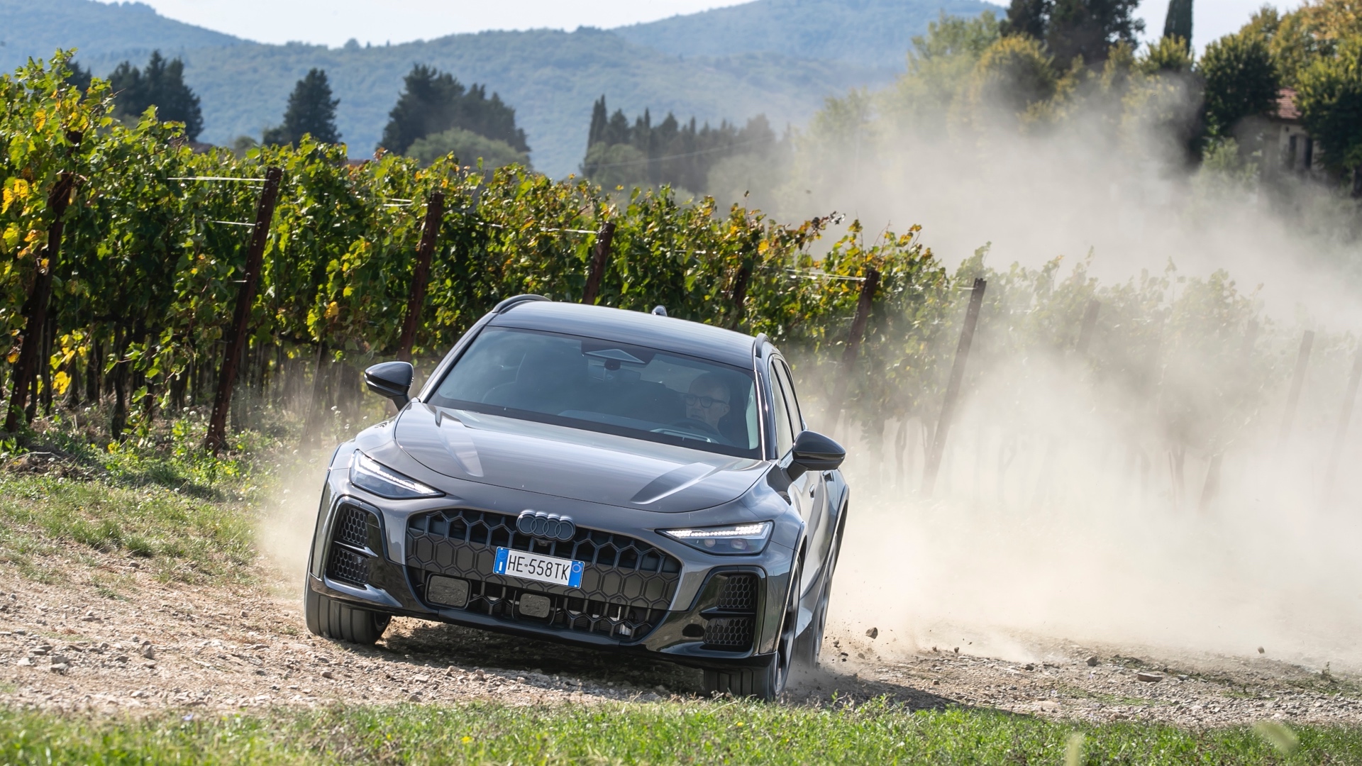 Audi A6 allroad: il bello è sotto il cofano
