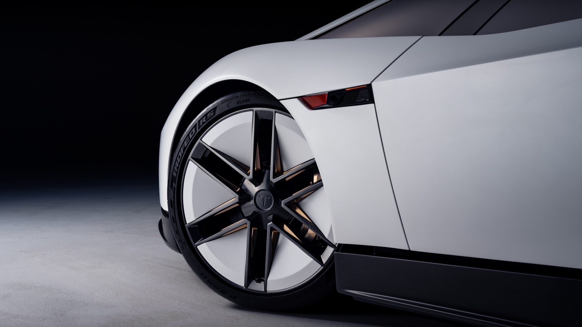 tesla-roadster-2026-7 tesla-roadster-2026-7