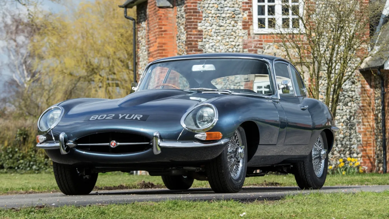 Jaguar E-Type Jaguar E-Type